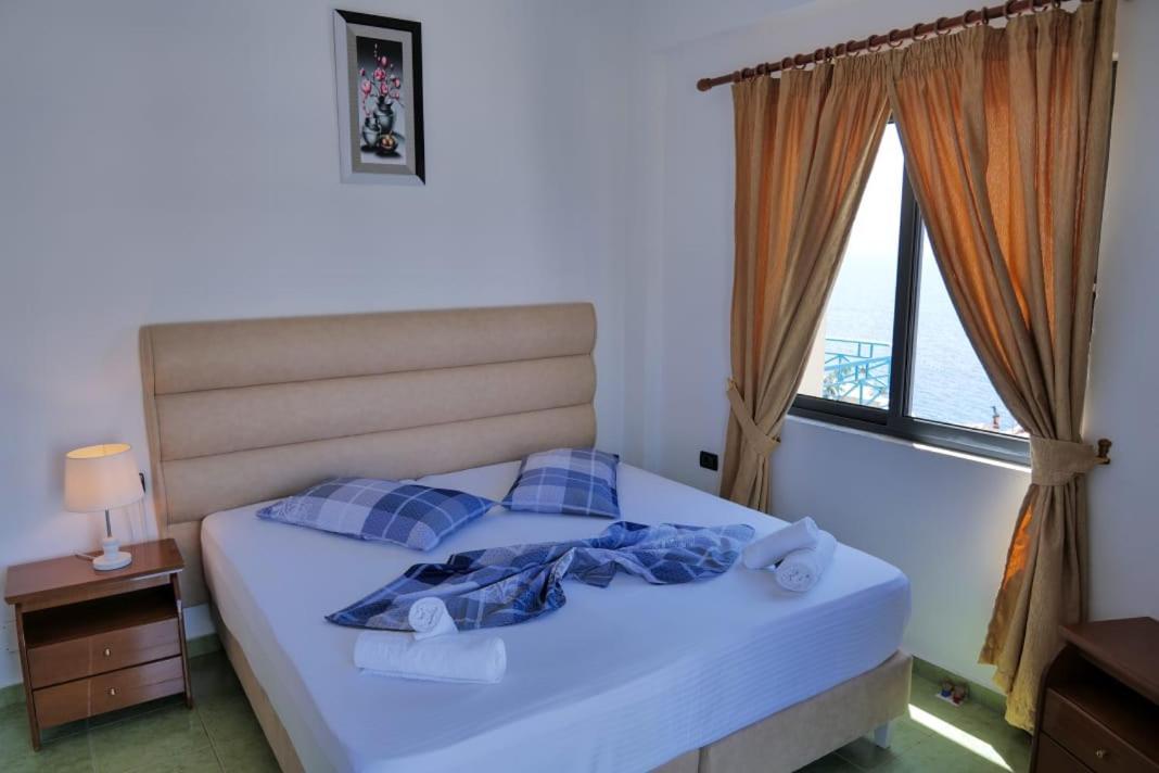 Blue Heaven Hotel Sarande Exterior photo