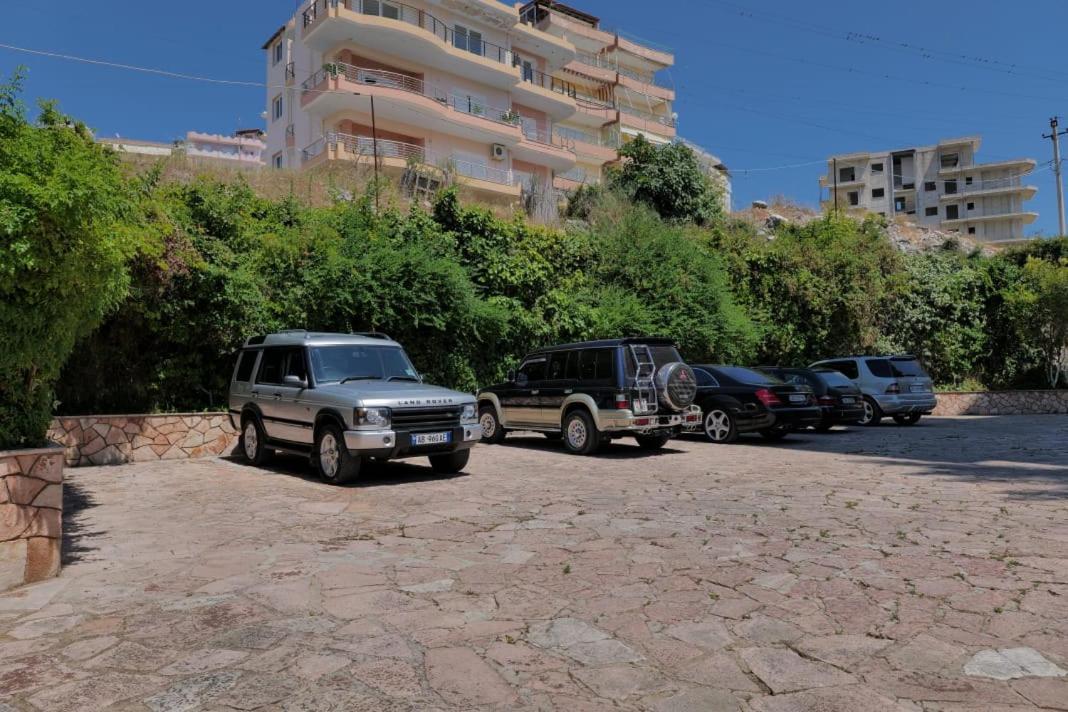 Blue Heaven Hotel Sarande Exterior photo